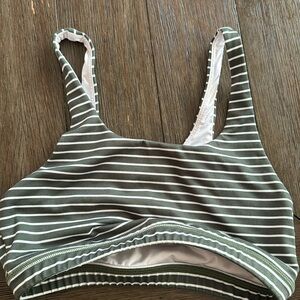 Fleo Sports Bra